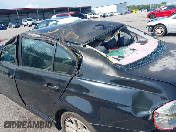 2007 BMW 3 Series 328i с VIN WBAVA335X7PG52072, выставлен на аукционе IAAI как лот 42577352 с пробегом 199 424 миль миль и . История ставок и продаж доступна на DreamBid. Изображение 12.