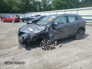 2017 Nissan Rogue SV with VIN JN1BJ1CR1HW132752, listed as a Copart auction lot 63773225 with Not provided miles and Salvage title. Bid and sale history available at DreamBid. Image 1.