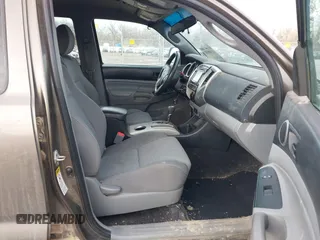 2014 Toyota Tacoma with VIN 3TMMU4FN7EM067182, listed as a IAAI auction lot 41108551 with 156,398 mi miles and . Bid and sale history available at DreamBid. Image 5.