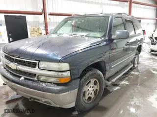 2004 Chevrolet Tahoe LT with VIN 1GNEK13T14J195982, listed as a IAAI auction lot 41589336 with 244,854 mi miles. Bid and sale history available at carsss.com. Image 2.