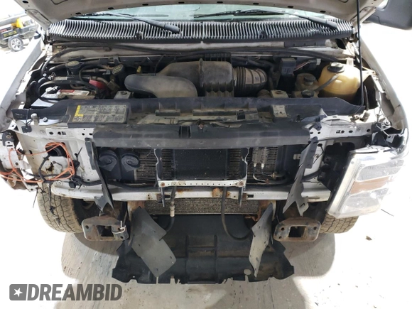 2008 Ford Econoline Passenger XL with VIN 1FBSS31L88DB04015, listed as a Copart auction lot 89138785 with 260,892 mi miles and Salvage Title. Bid and sale history available at DreamBid. Image 12.