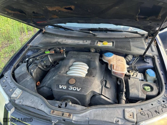 2002 Volkswagen Passat GLX with VIN WVWYH63BX2E109146, listed as a Copart auction lot 42938415 with 156,515 mi miles and Clean Title. Bid and sale history available at carsss.com. Image 7.