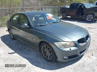 2010 BMW 3 Series 328i xDrive with VIN WBAPK5C55AA652425, listed as a IAAI auction lot 41793164 with 136,433 mi miles and . Bid and sale history available at DreamBid. Image 1.
