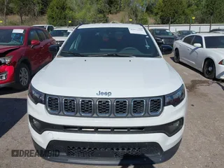 2024 Jeep Compass Latitude with VIN 3C4NJDBN1RT109571, listed as a IAAI auction lot 42014458 with 23,419 mi miles. Bid and sale history available at carsss.com. Image 11.