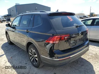 2024 Volkswagen Tiguan S z VIN 3VVRB7AX5RM151188, wystawiony jako Copart lot #55497675 z przebiegiem Nie podano mil oraz Szkoda całkowita • Salvage title. Historia ofert i sprzedaży dostępna na DreamBid. Obrazek 2.