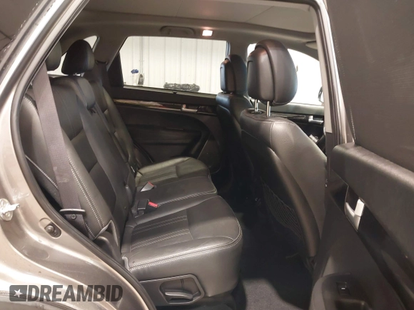 2015 Kia Sorento EX with VIN 5XYKU4A77FG578101, listed as a IAAI auction lot 41603372 with 120,804 mi miles. Bid and sale history available at carsss.com. Image 8.