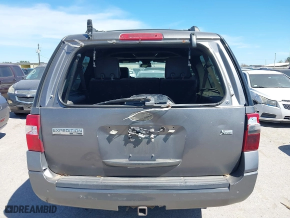 2011 Ford Expedition EL Limited with VIN 1FMJK1K52BEF36186, listed as a IAAI auction lot 41812788 with 1 mi miles. Bid and sale history available at carsss.com. Image 16.