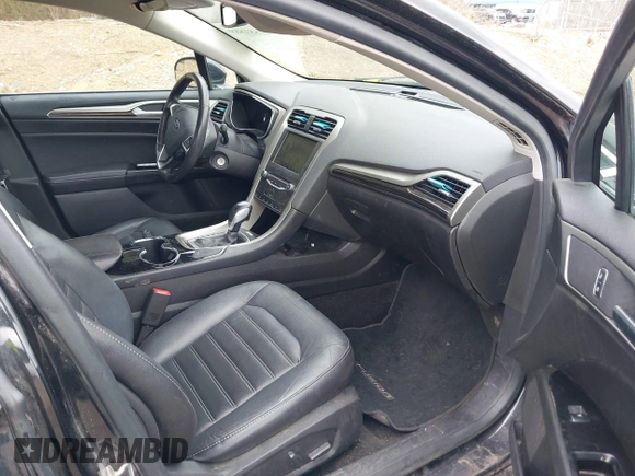 2014 Ford Fusion SE with VIN 3FA6P0HD4ER290169, listed as a IAAI auction lot 41881889 with 124,777 mi miles. Bid and sale history available at carsss.com. Image 5.