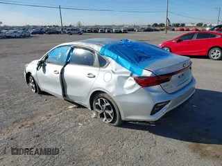 2019 Kia Forte LXS with VIN 3KPF24AD5KE138334, listed as a IAAI auction lot 41319905 with 107,899 mi miles and . Bid and sale history available at carsss.com. Image 3.