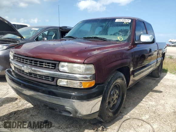 2000 Chevrolet Silverado 1500 with VIN 2GCEC19W9Y1364444, listed as a Copart auction lot 73749574 with 207,993 mi miles and Non Repairable. Bid and sale history available at DreamBid. Image 1.