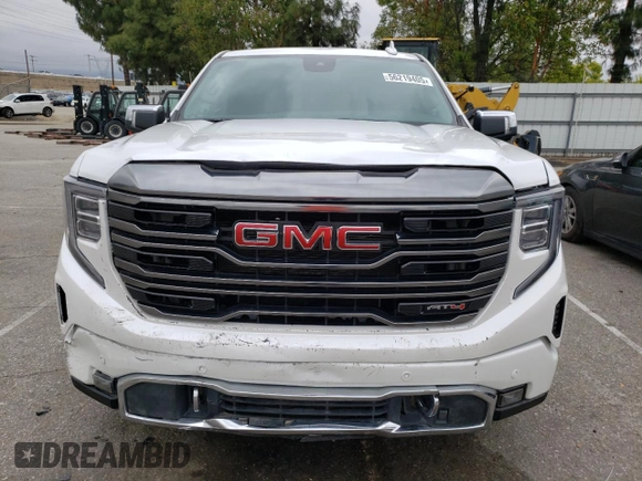 2022 GMC Sierra 1500 with VIN 3GTUUGETXNG640009, listed as a Copart auction lot 56219405 with 43,537 mi miles and Salvage Title. Bid and sale history available at DreamBid. Image 5.