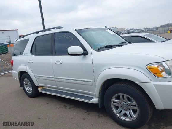 2006 Toyota Sequoia Limited with VIN 5TDBT48A16S258005, listed as a IAAI auction lot 42009303 with 219,977 mi miles. Bid and sale history available at carsss.com. Image 13.