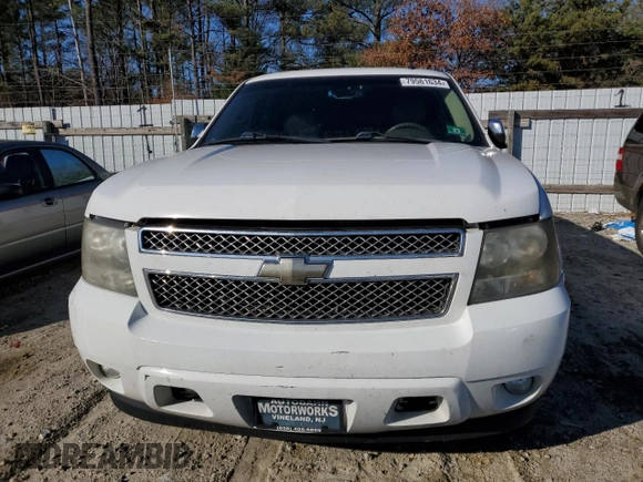 2009 Chevrolet Suburban LTZ with VIN 1GNFC36049R289037, listed as a Copart auction lot 79561634 with 181,419 mi miles and Clean title. Bid and sale history available at DreamBid. Image 5.