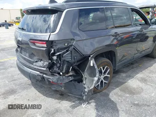 2024 Jeep Grand Cherokee Limited with VIN 1C4RJKBG7R8602211, listed as a IAAI auction lot 42182703 with 14,988 mi miles and . Bid and sale history available at DreamBid. Image 6.