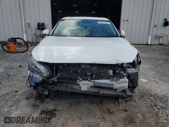 2019 Nissan Altima 2.5 Platinum with VIN 1N4BL4FW4KN308576, listed as a Copart auction lot 68251604 with 55,215 mi miles and Non Repairable. Bid and sale history available at carsss.com. Image 5.