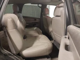 2000 GMC Yukon SLT with VIN 1GKEK13T1YJ176643, listed as a IAAI auction lot 41729346 with 265,124 mi miles. Bid and sale history available at carsss.com. Image 8.