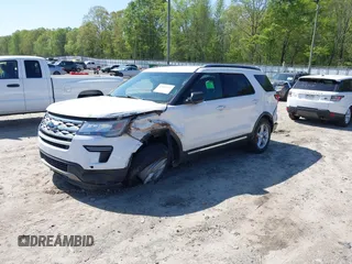 2018 Ford Explorer XLT z VIN 1FM5K7DH5JGC22286, wystawiony jako IAAI lot #42001333 z przebiegiem 140 878 mil mil oraz . Historia ofert i sprzedaży dostępna na DreamBid. Obrazek 18.