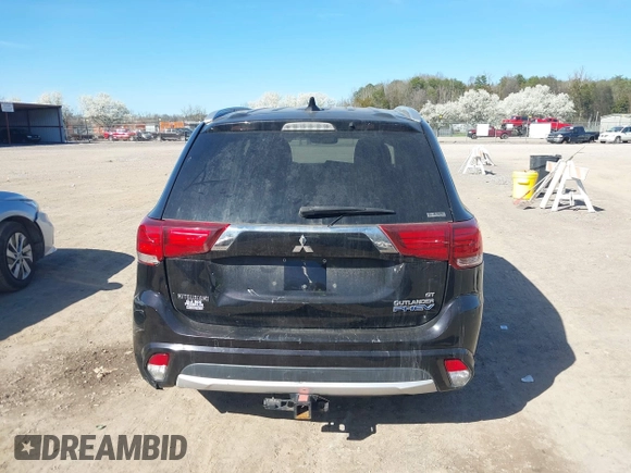 2018 Mitsubishi Outlander SEL with VIN JA4J24A56JZ031678, listed as a IAAI auction lot 38897134 with 146,701 mi miles and . Bid and sale history available at DreamBid. Image 16.