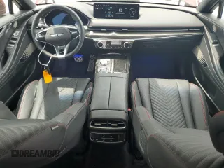 2024 Genesis G80 Sport z VIN KMTGB4SD0RU238017, wystawiony jako Copart lot #56281175 z przebiegiem Nie podano mil oraz Nie do naprawy • Non repairable. Historia ofert i sprzedaży dostępna na DreamBid. Obrazek 8.