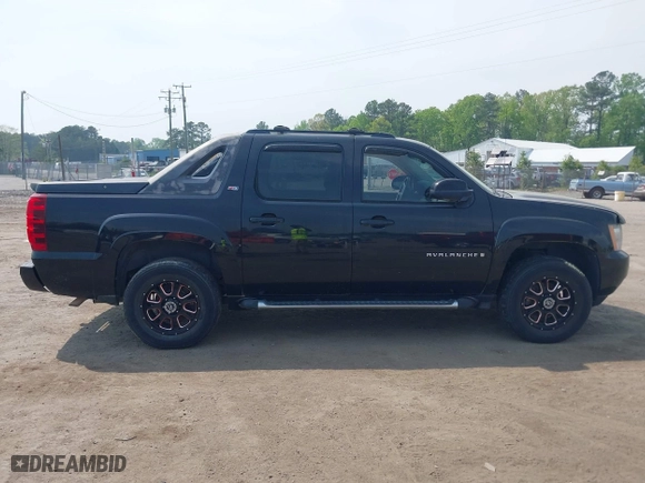 2009 Chevrolet Avalanche LT w/2LT with VIN 3GNFK22039G177073, listed as a IAAI auction lot 42127481 with 139,298 mi miles. Bid and sale history available at carsss.com. Image 13.