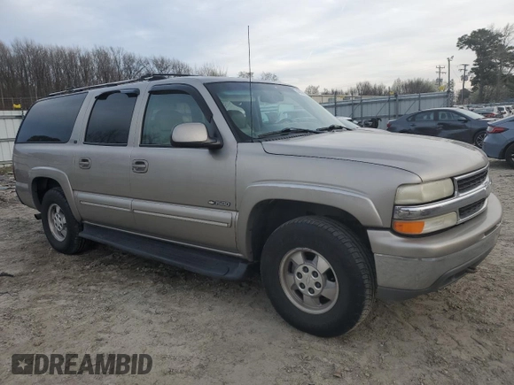 2000 Chevrolet Suburban LT with VIN 3GNFK16T3YG208884, listed as a Copart auction lot 48656935 with 377,458 mi miles and Salvage Title. Bid and sale history available at carsss.com. Image 4.