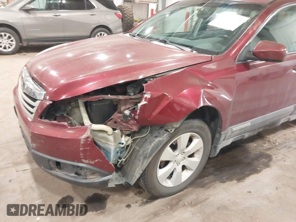 2011 Subaru Outback Premium z VIN 4S4BRBCC3B3337811, wystawiony jako IAAI lot #40992134 z przebiegiem 169 123 mil mil oraz . Historia ofert i sprzedaży dostępna na DreamBid. Obrazek 6.
