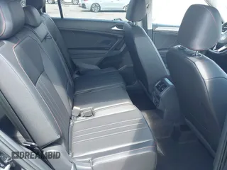 2024 Volkswagen Tiguan Wolfsburg Edition с VIN 3VV6B7AX7RM213144, выставлен на аукционе IAAI как лот 42523305 с пробегом 3 940 миль миль и . История ставок и продаж доступна на DreamBid. Изображение 8.