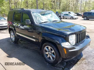 2012 Jeep Liberty Sport Latitude z VIN 1C4PJMAK2CW205355, wystawiony jako IAAI lot #42033592 z przebiegiem 110 794 mil mil oraz . Historia ofert i sprzedaży dostępna na DreamBid. Obrazek 1.