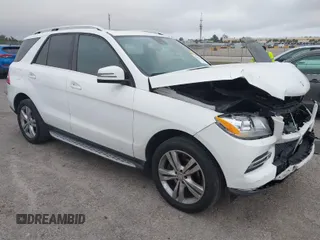 2015 Mercedes-Benz M 350 with VIN 4JGDA5JB7FA553111, listed as a IAAI auction lot 41627802 with 133,868 mi miles and . Bid and sale history available at DreamBid. Image 1.
