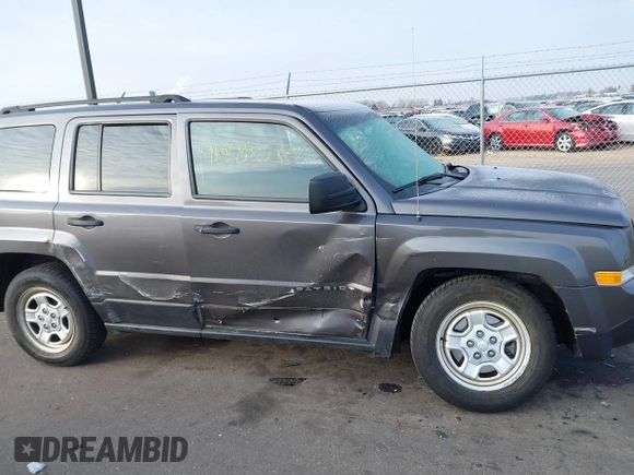 2017 Jeep Patriot Sport SE with VIN 1C4NJPBA3HD166261, listed as a IAAI auction lot 41285535 with 99,600 mi miles and . Bid and sale history available at DreamBid. Image 13.