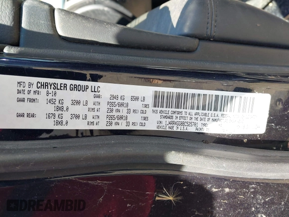2011 Jeep Grand Cherokee Laredo with VIN 1J4RR4GG8BC525701, listed as a IAAI auction lot 42240431 with 198,921 mi miles and . Bid and sale history available at DreamBid. Image 9.
