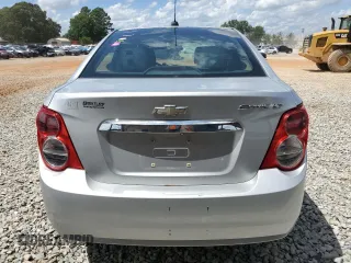 2015 Chevrolet Sonic LT with VIN 1G1JC5SH3F4178085, listed as a Copart auction lot 61368025 with 136,457 mi miles and Clean title. Bid and sale history available at DreamBid. Image 6.