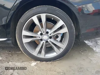 2016 Mercedes-Benz C 300 z VIN 55SWF4JB8GU131378, wystawiony jako IAAI lot #42206961 z przebiegiem Nie podano mil oraz . Historia ofert i sprzedaży dostępna na DreamBid. Obrazek 6.