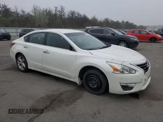 2014 Nissan Altima S with VIN 1N4AL3AP5EC326767, listed as a Copart auction lot 55394825 with 153,347 mi miles and Salvage Title. Bid and sale history available at DreamBid. Image 4.