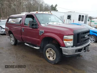 2008 Ford F-250 XL z VIN 1FTNF21568EB47755, wystawiony jako IAAI lot #41569897 z przebiegiem 176 682 mil mil oraz . Historia ofert i sprzedaży dostępna na DreamBid. Obrazek 1.