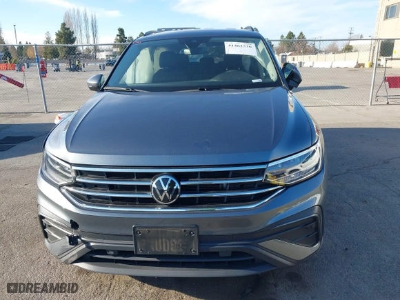 2024 Volkswagen Tiguan S with VIN 3VVRB7AX2RM053669, listed as a IAAI auction lot 41461526 with 33,358 mi miles. Bid and sale history available at carsss.com. Image 12.