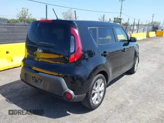 2015 Kia Soul + with VIN KNDJP3A51F7175417, listed as a IAAI auction lot 41996688 with 179,192 mi miles. Bid and sale history available at carsss.com. Image 4.