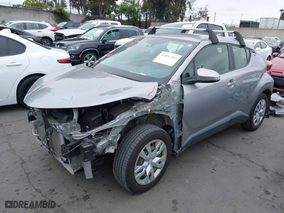 2020 Toyota C-HR LE with VIN JTNKHMBX8L1075302, listed as a IAAI auction lot 41892289 with 51,643 mi miles. Bid and sale history available at carsss.com. Image 23.