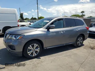 2019 Nissan Pathfinder SV z VIN 5N1DR2MN9KC645428, wystawiony jako Copart lot #62003195 z przebiegiem 77 499 mil mil oraz Nie do naprawy • Non repairable. Historia ofert i sprzedaży dostępna na DreamBid. Obrazek 1.