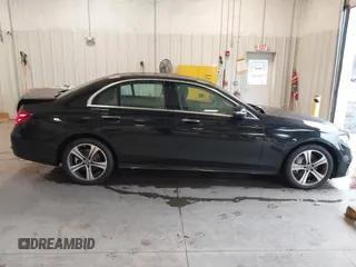 2020 Mercedes-Benz E 350 with VIN W1KZF8EB6LA773638, listed as a IAAI auction lot 41869227 with 114,676 mi miles and . Bid and sale history available at DreamBid. Image 13.