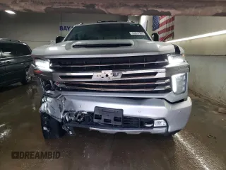 2023 Chevrolet Silverado 3500HD High Country with VIN 1GC4YVEY2PF101893, listed as a Copart auction lot 43517565 with 39,852 mi miles and Salvage Title. Bid and sale history available at carsss.com. Image 5.
