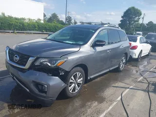 2017 Nissan Pathfinder S with VIN 5N1DR2MN6HC659747, listed as a IAAI auction lot 42275147 with 173,215 mi miles and . Bid and sale history available at DreamBid. Image 20.