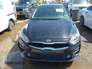 2021 Kia Forte LXS z VIN 3KPF24ADXME368759, wystawiony jako IAAI lot #41864100 z przebiegiem 75 404 mil mil oraz . Historia ofert i sprzedaży dostępna na DreamBid. Obrazek 12.