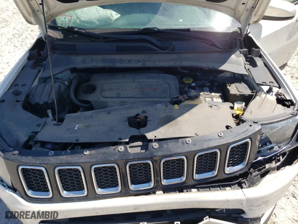 2018 Jeep Compass Latitude with VIN 3C4NJDBB8JT230690, listed as a Copart auction lot 68475984 with NaN miles and Salvage Title. Bid and sale history available at carsss.com. Image 12.