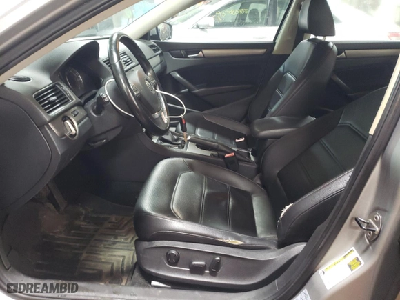 2014 Volkswagen Passat SE w/Sunroof with VIN 1VWBS7A30EC102390, listed as a Copart auction lot 87697425 with 115,354 mi miles and Salvage Title. Bid and sale history available at carsss.com. Image 7.