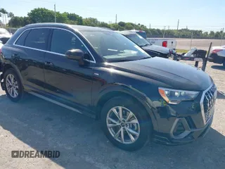 2022 Audi Q3 S line Premium z VIN WA1DECF30N1066291, wystawiony jako IAAI lot #41739586 z przebiegiem 29 932 mil mil oraz . Historia ofert i sprzedaży dostępna na DreamBid. Obrazek 1.