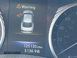 2017 Infiniti Q50 Premium z VIN JN1EV7AP3HM734389, wystawiony jako IAAI lot #42037510 z przebiegiem 125 130 mil mil oraz . Historia ofert i sprzedaży dostępna na DreamBid. Obrazek 15.
