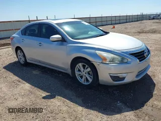 2015 Nissan Altima SL with VIN 1N4AL3AP8FN314554, listed as a IAAI auction lot 42027554 with 190,436 mi miles and . Bid and sale history available at carsss.com. Image 1.