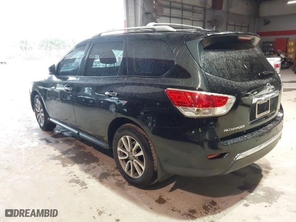 2014 Nissan Pathfinder SV with VIN 5N1AR2MN1EC681489, listed as a IAAI auction lot 41592415 with 127,933 mi miles. Bid and sale history available at carsss.com. Image 3.