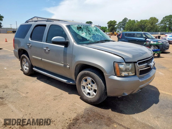 2008 Chevrolet Tahoe LTZ with VIN 1GNFC13J18R108007, listed as a Copart auction lot 58102505 with 270,847 mi miles and Clean title. Bid and sale history available at DreamBid. Image 4.
